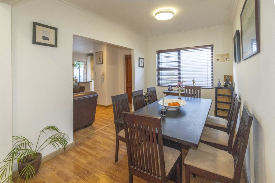 2 Bedroom Property for Sale in Claremont Western Cape